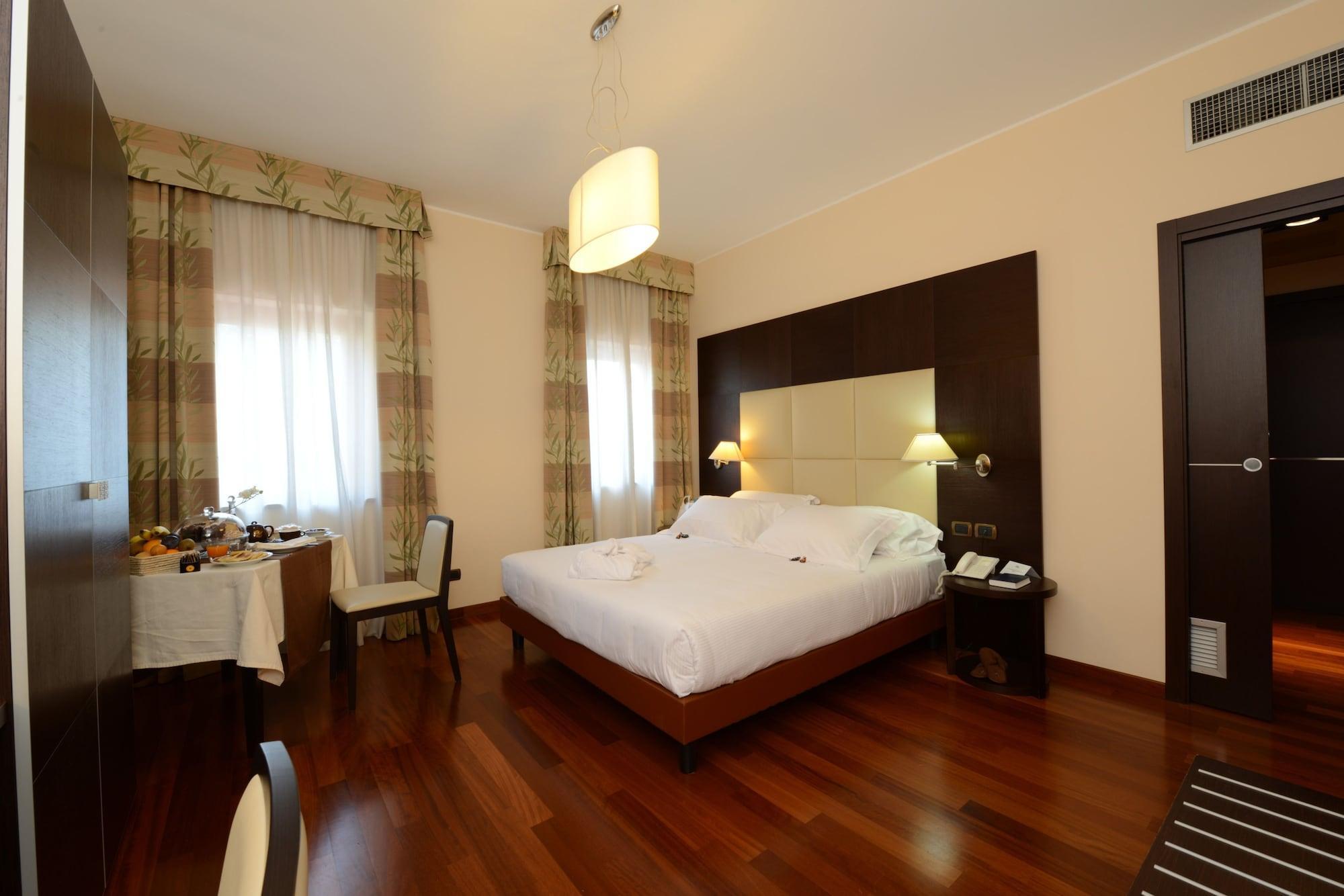 Hotel Guglielmo Катандзаро Экстерьер фото
