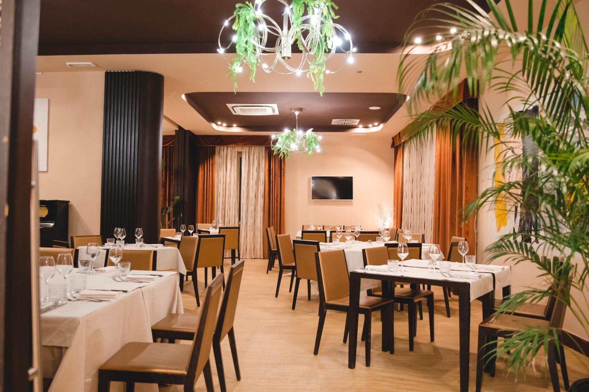 Hotel Guglielmo Катандзаро Экстерьер фото