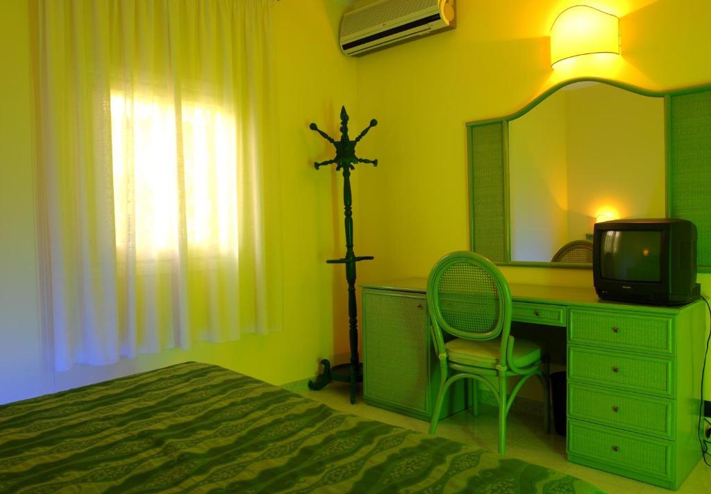 Hotel Guglielmo Катандзаро Номер фото