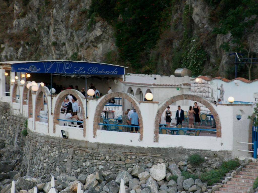 Hotel Guglielmo Катандзаро Экстерьер фото
